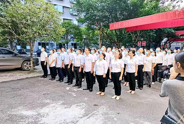 重慶石柱：2021年縣管副職領導干部培訓班開班升旗儀式